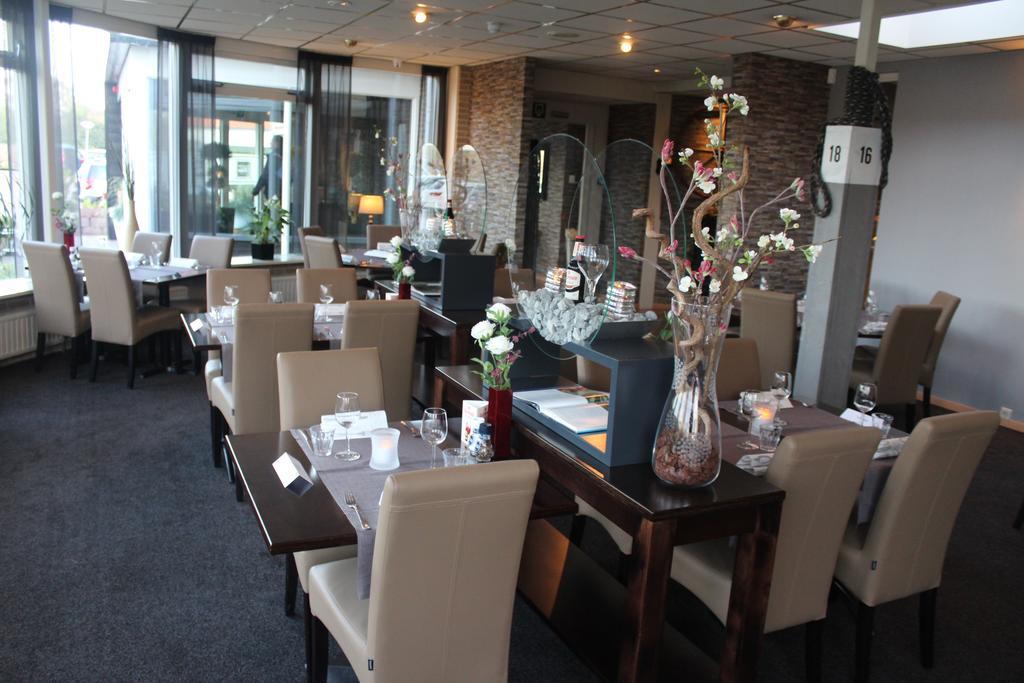Hotel Restaurant 'T Klokje Ренесе Екстериор снимка