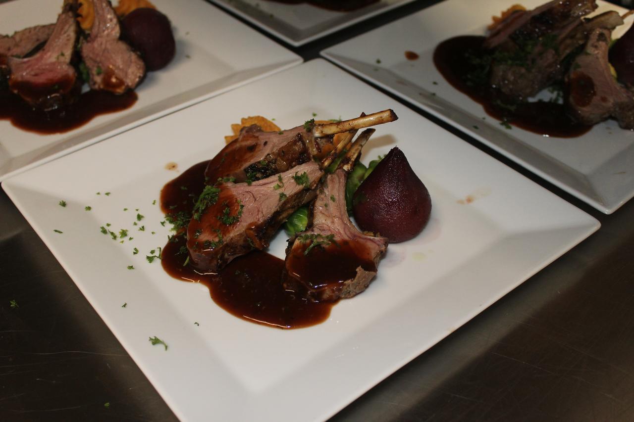 Hotel Restaurant 'T Klokje Ренесе Екстериор снимка